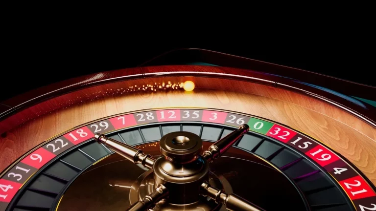 Labouchere bankroll management system applied to the roulette casino game